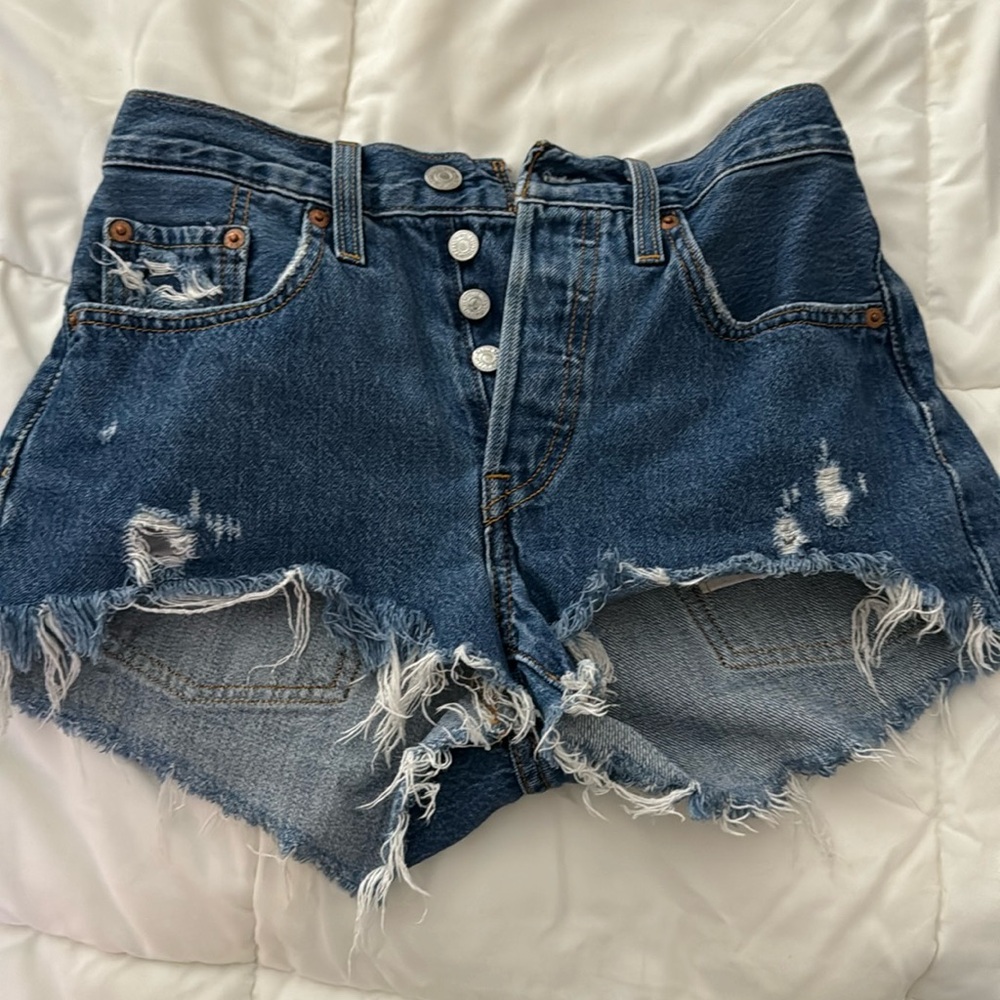 Levi’s high rise denim shorts